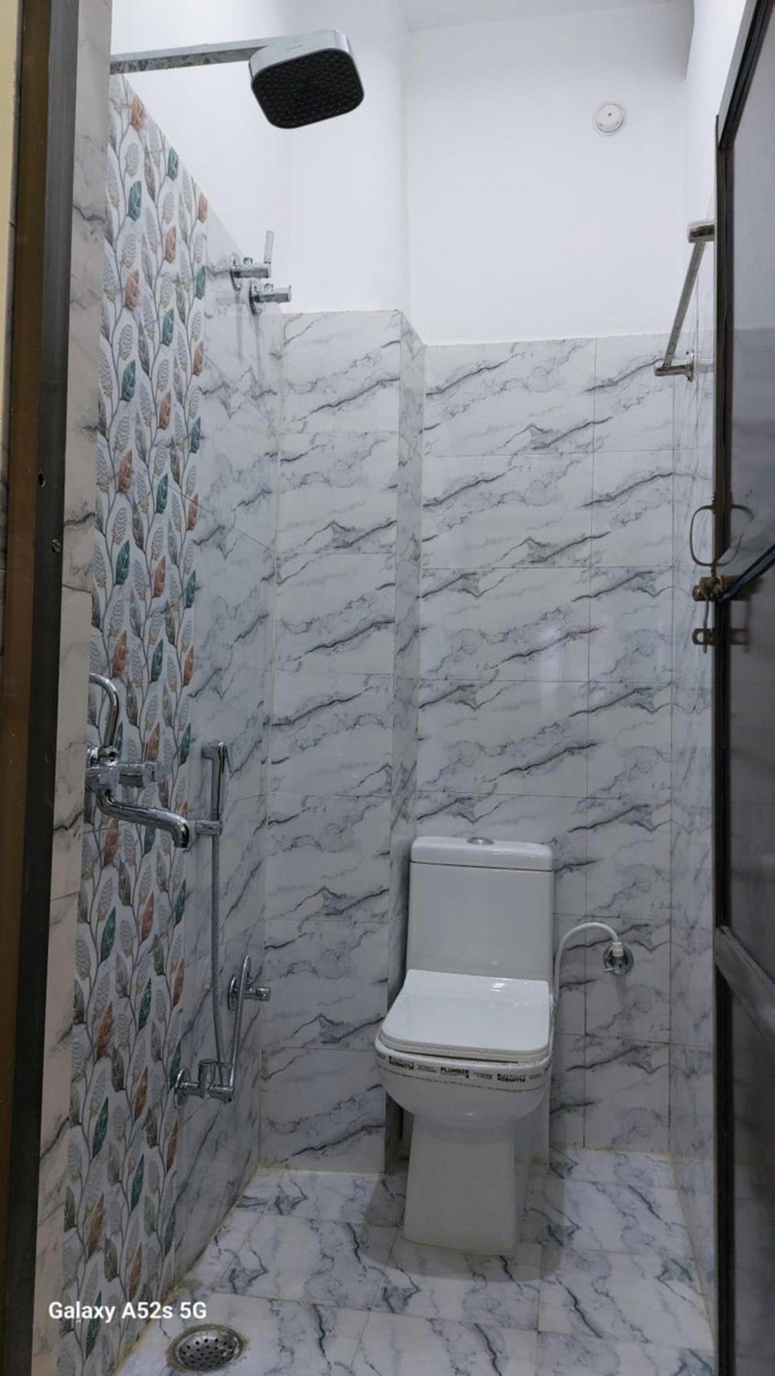 Narayani Paying Guest House Варанасі Екстер'єр фото