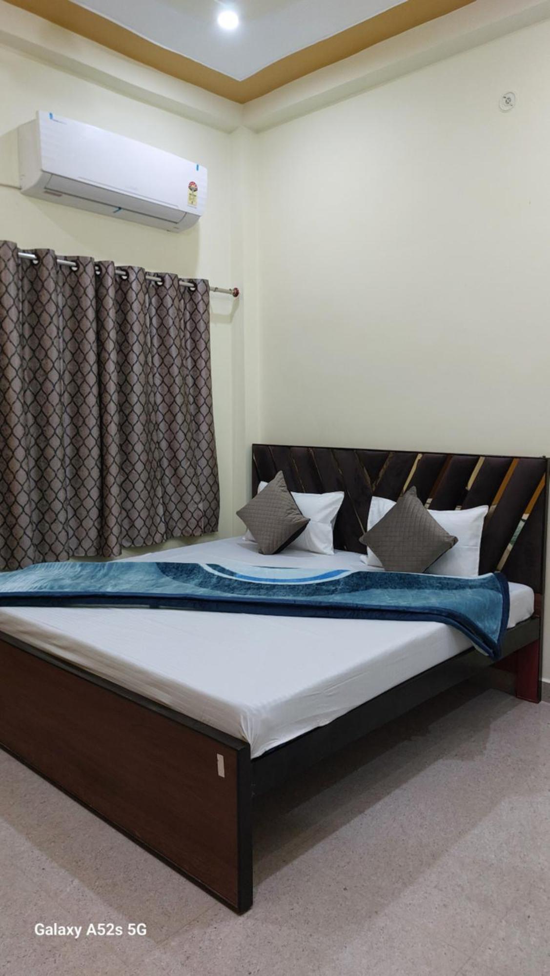 Narayani Paying Guest House Варанасі Екстер'єр фото